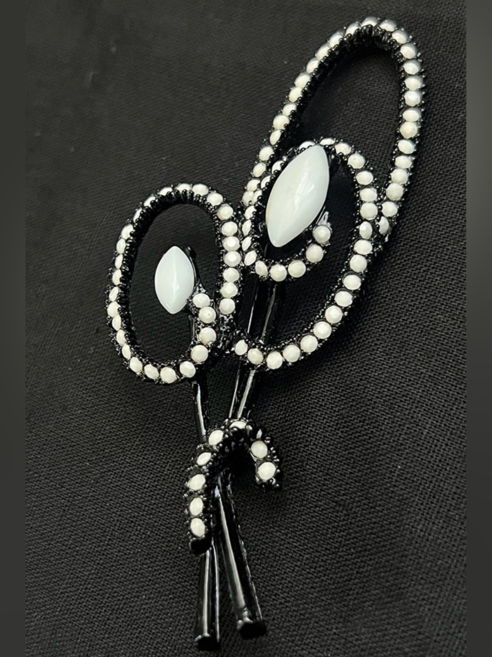Deadstock VTG ART Signed Black White Milk Glass Japanned Floral Brooch 3.5”
